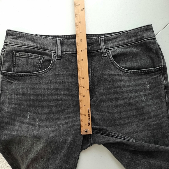 Chico's Gray Acid Wash Boyfriend Ankle Jeans size 6 - Picture 9 of 12